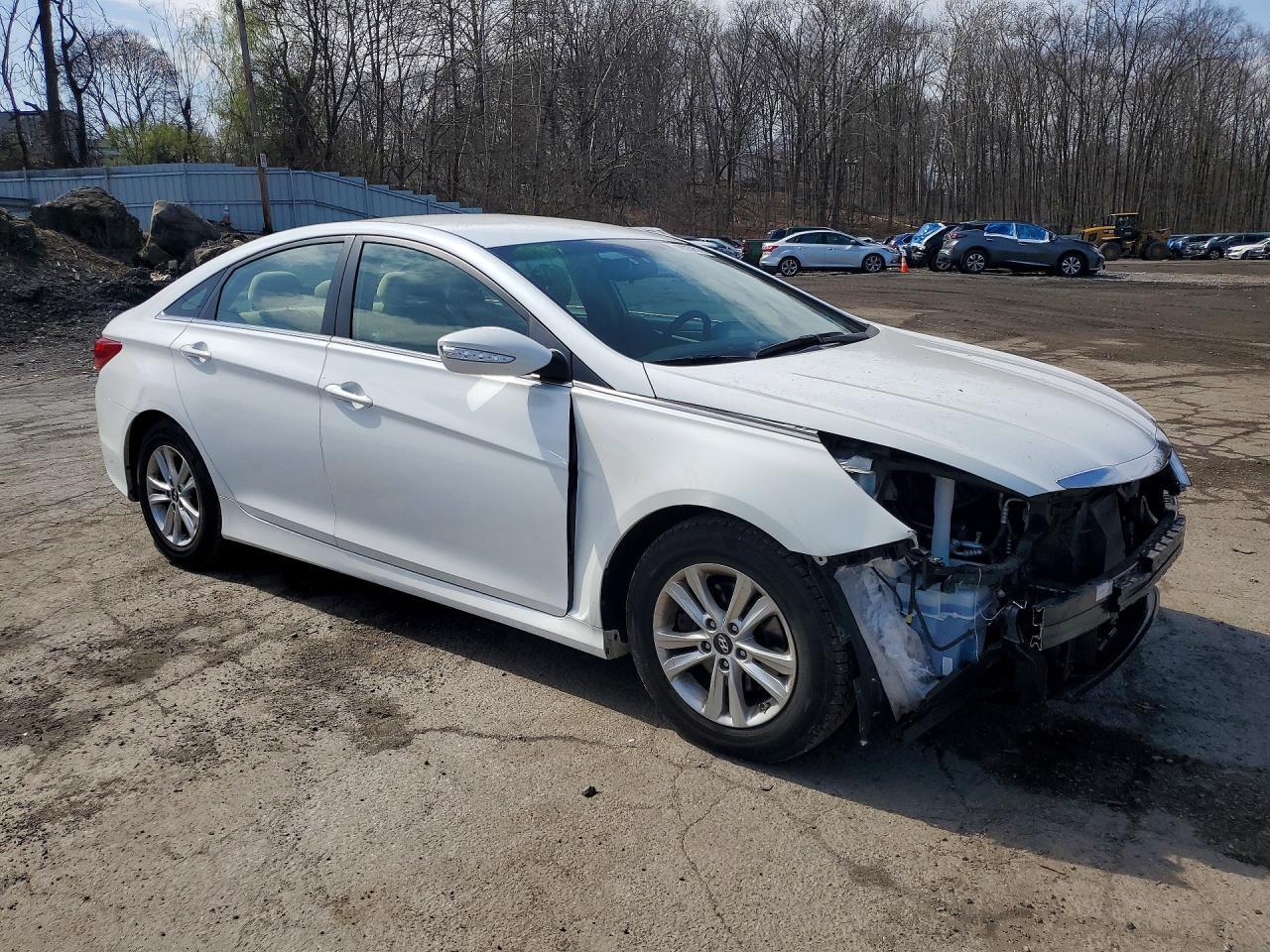 2014 HYUNDAI SONATA