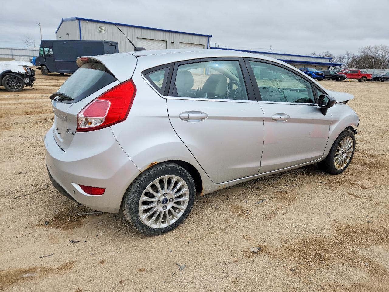 2014 FORD Fiesta