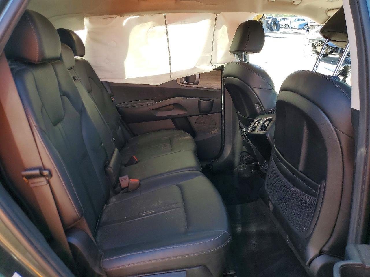 2022 KIA SORENTO