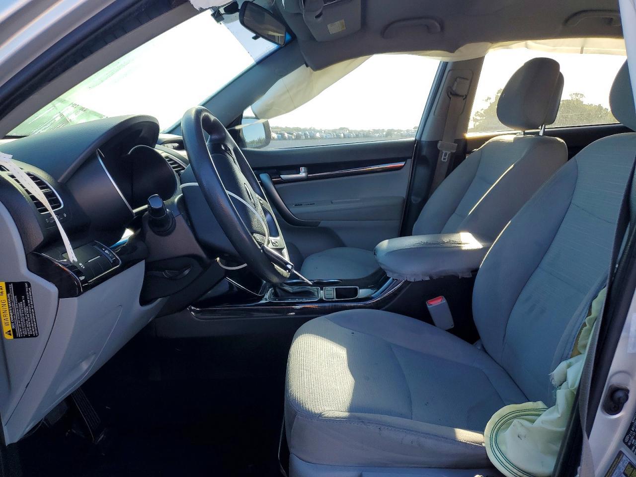 2014 KIA SORENTO