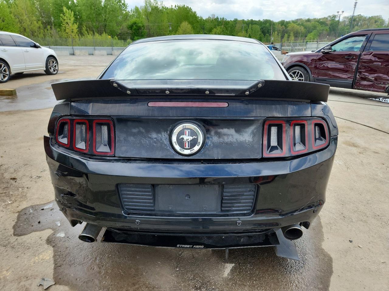 2013 FORD MUSTANG