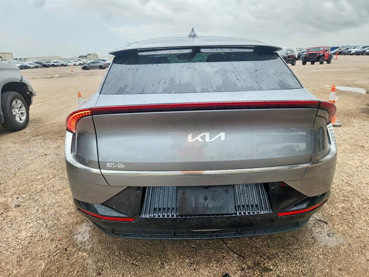 2024 KIA EV6