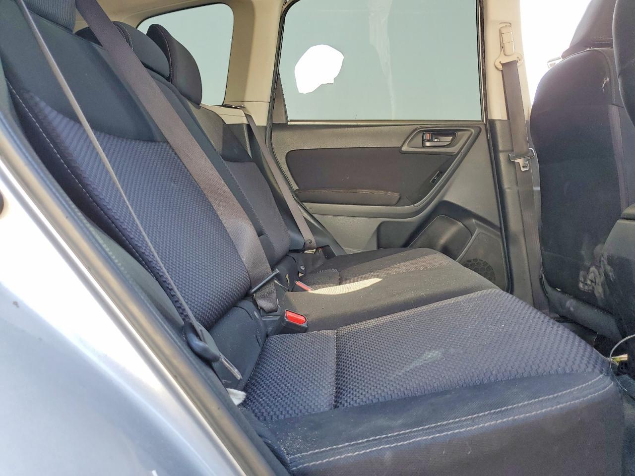 2015 SUBARU FORESTER