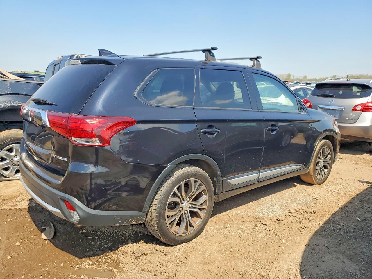 2017 MITSUBISHI outlander