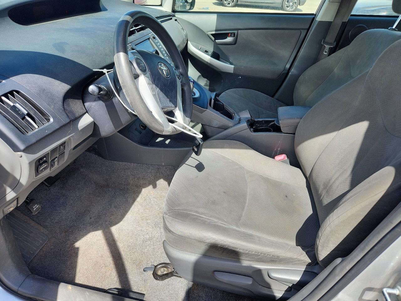 2011 TOYOTA PRIUS
