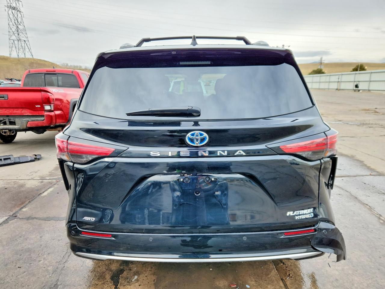 2023 TOYOTA SIENNA