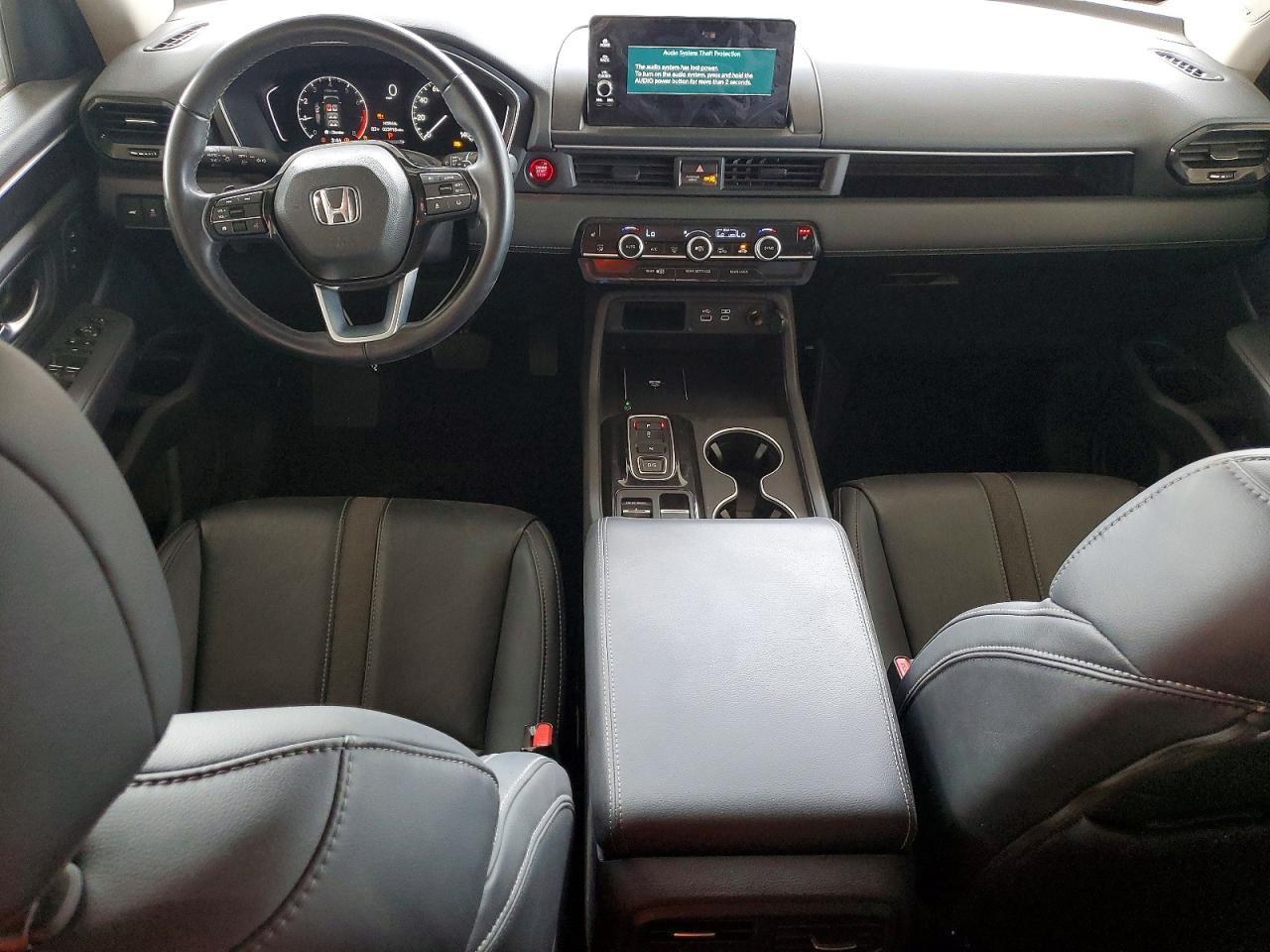 2025 HONDA PILOT