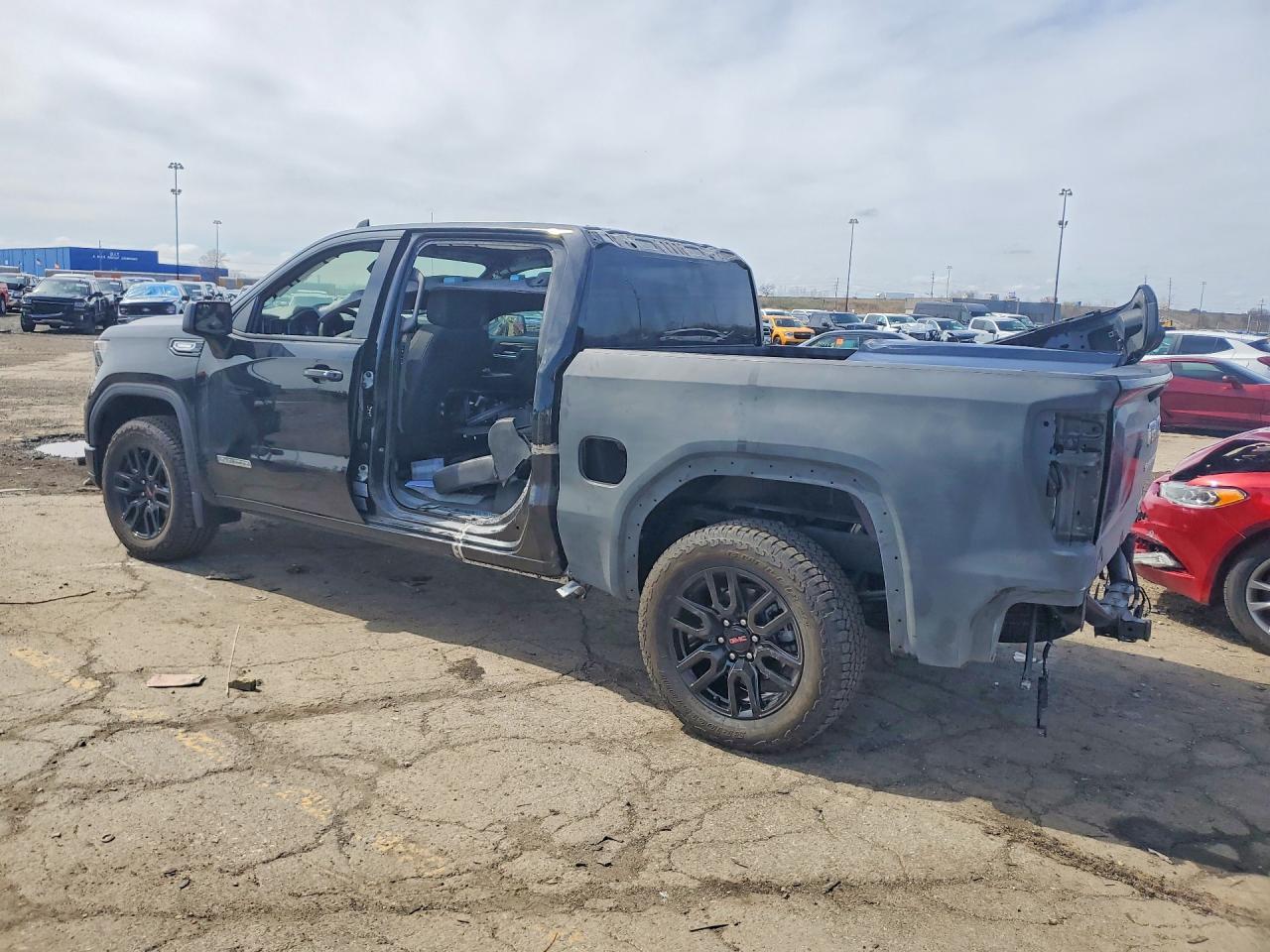 2025 GMC Sierra