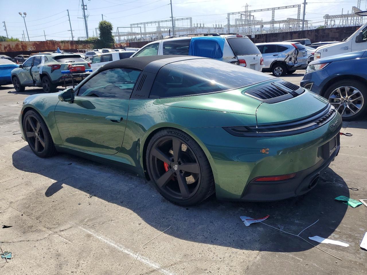2026 PORSCHE 911