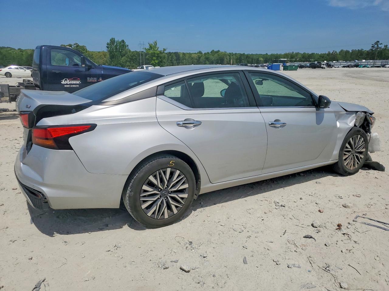 2024 NISSAN ALTIMA