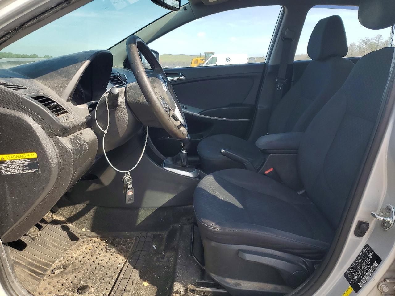 2013 HYUNDAI ACCENT