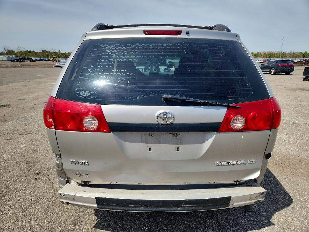 2006 TOYOTA SIENNA