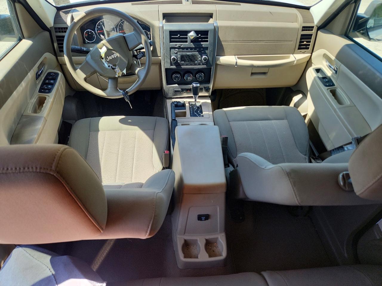 2009 JEEP Liberty