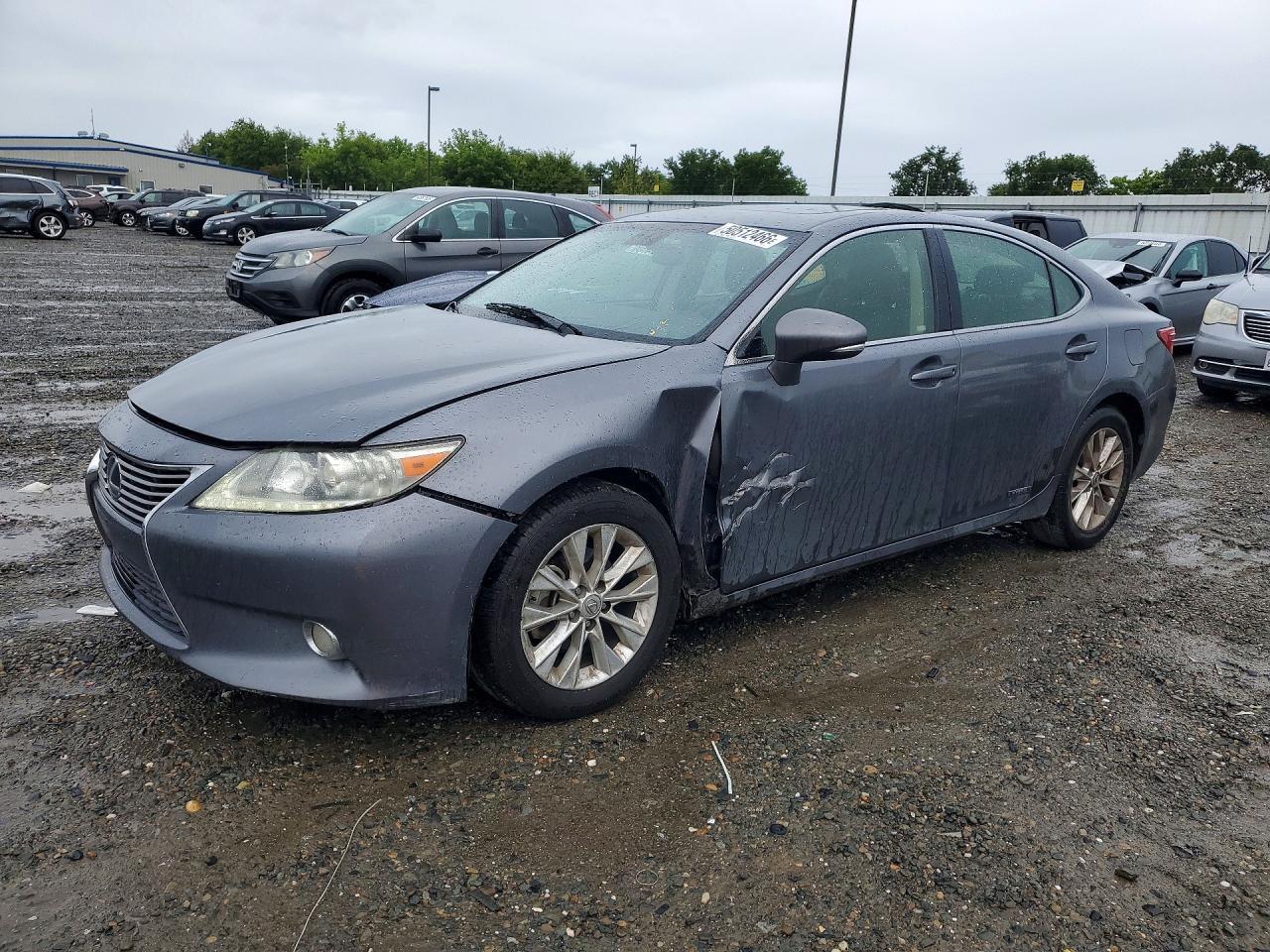 2013 LEXUS ES 300H
