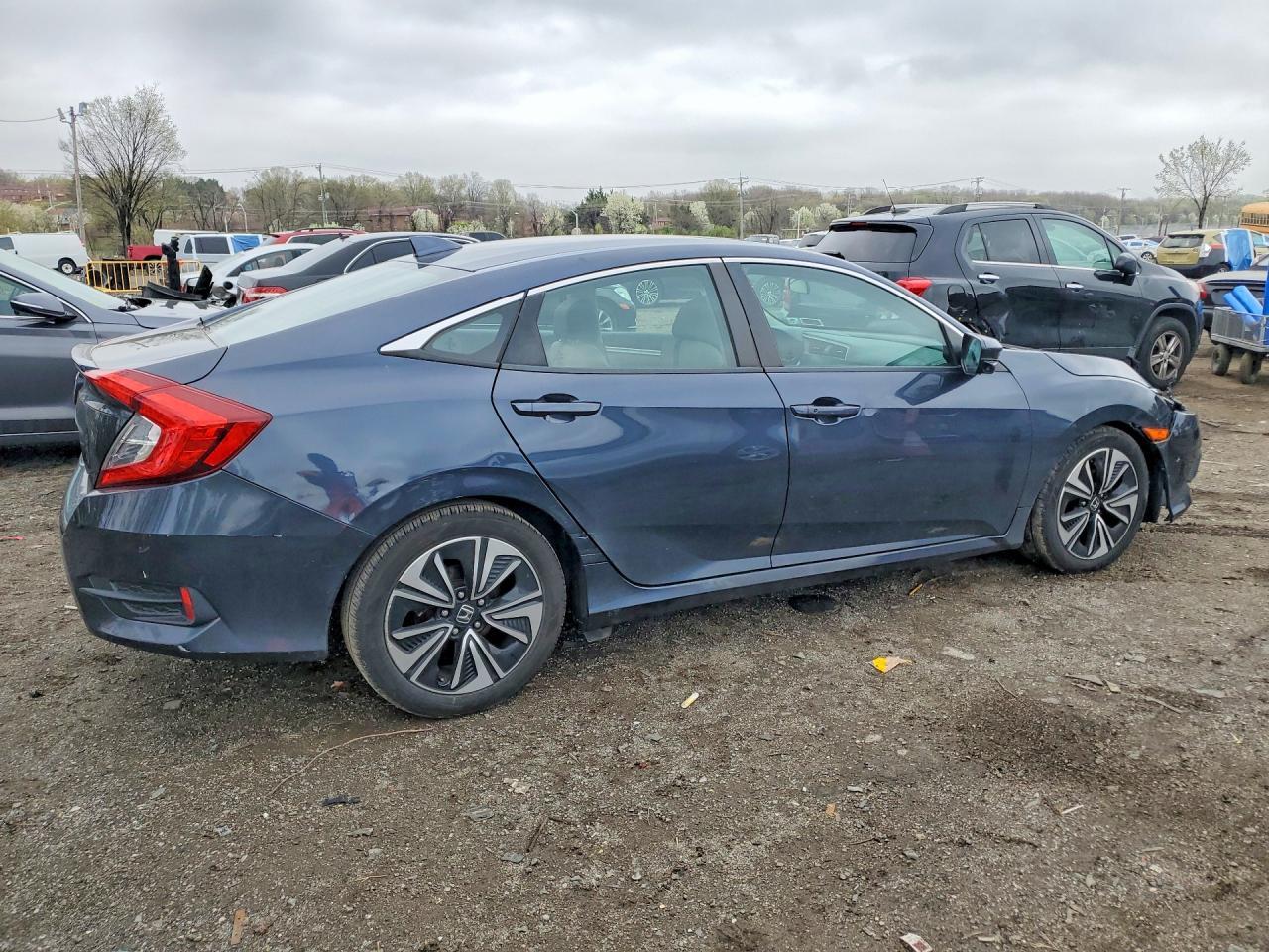 2016 HONDA CIVIC