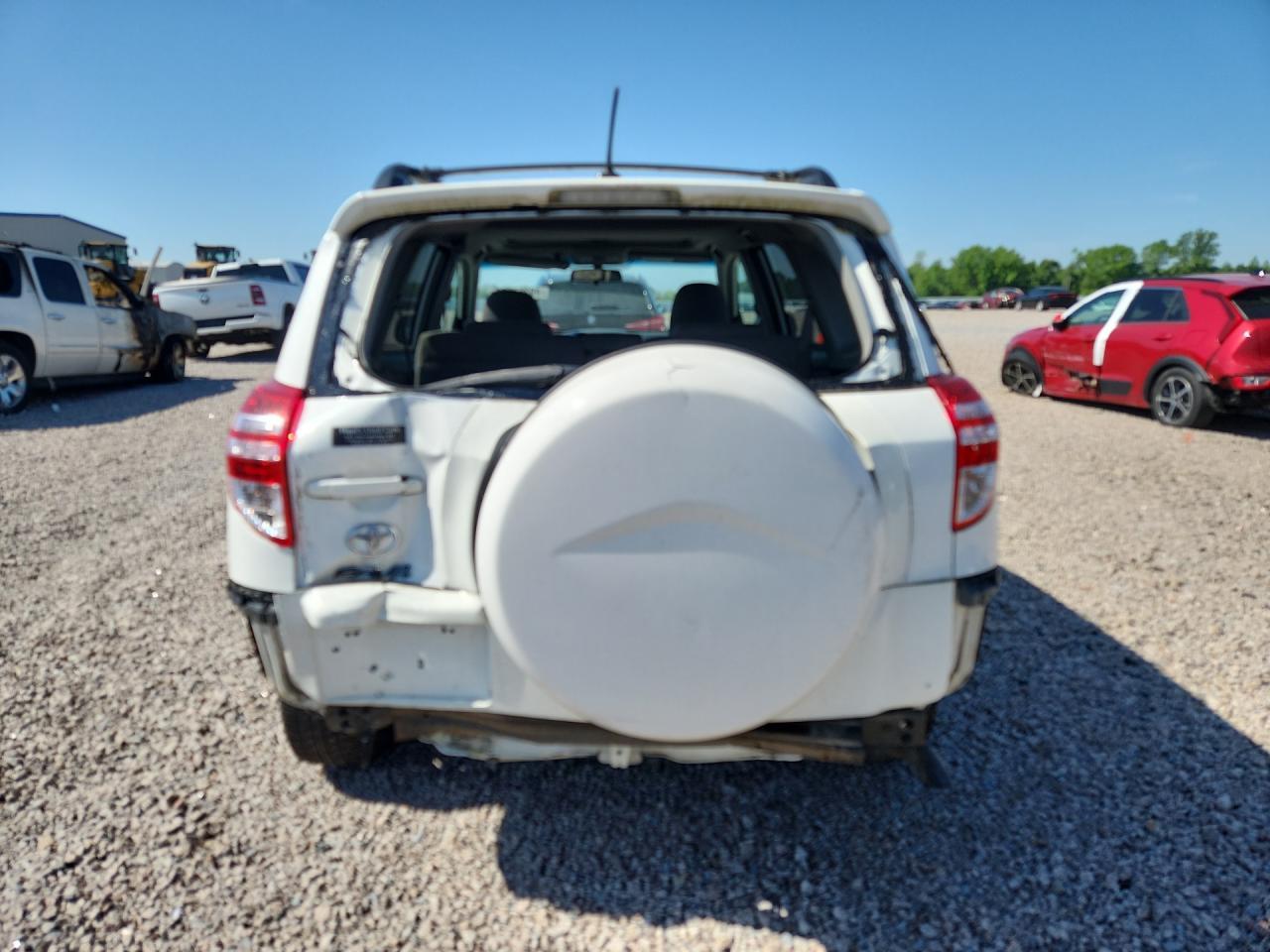 2011 TOYOTA RAV4