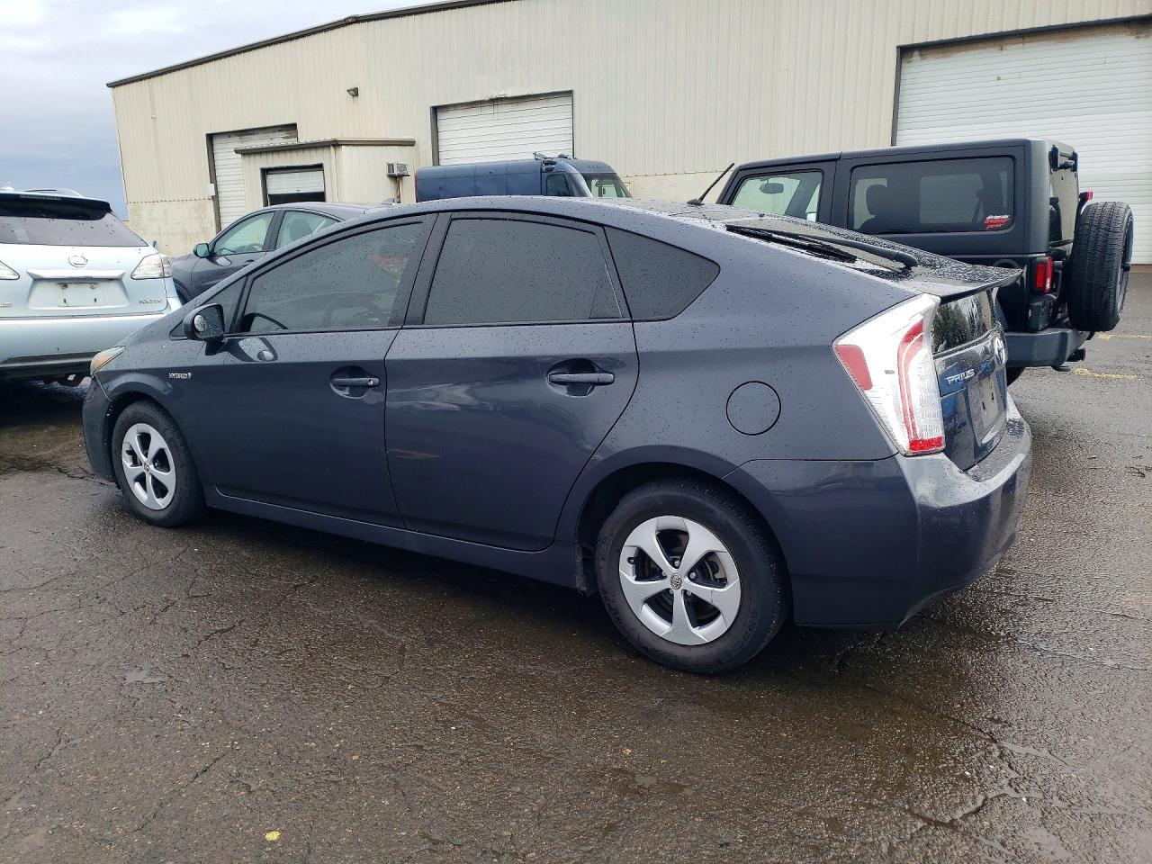 2013 TOYOTA PRIUS