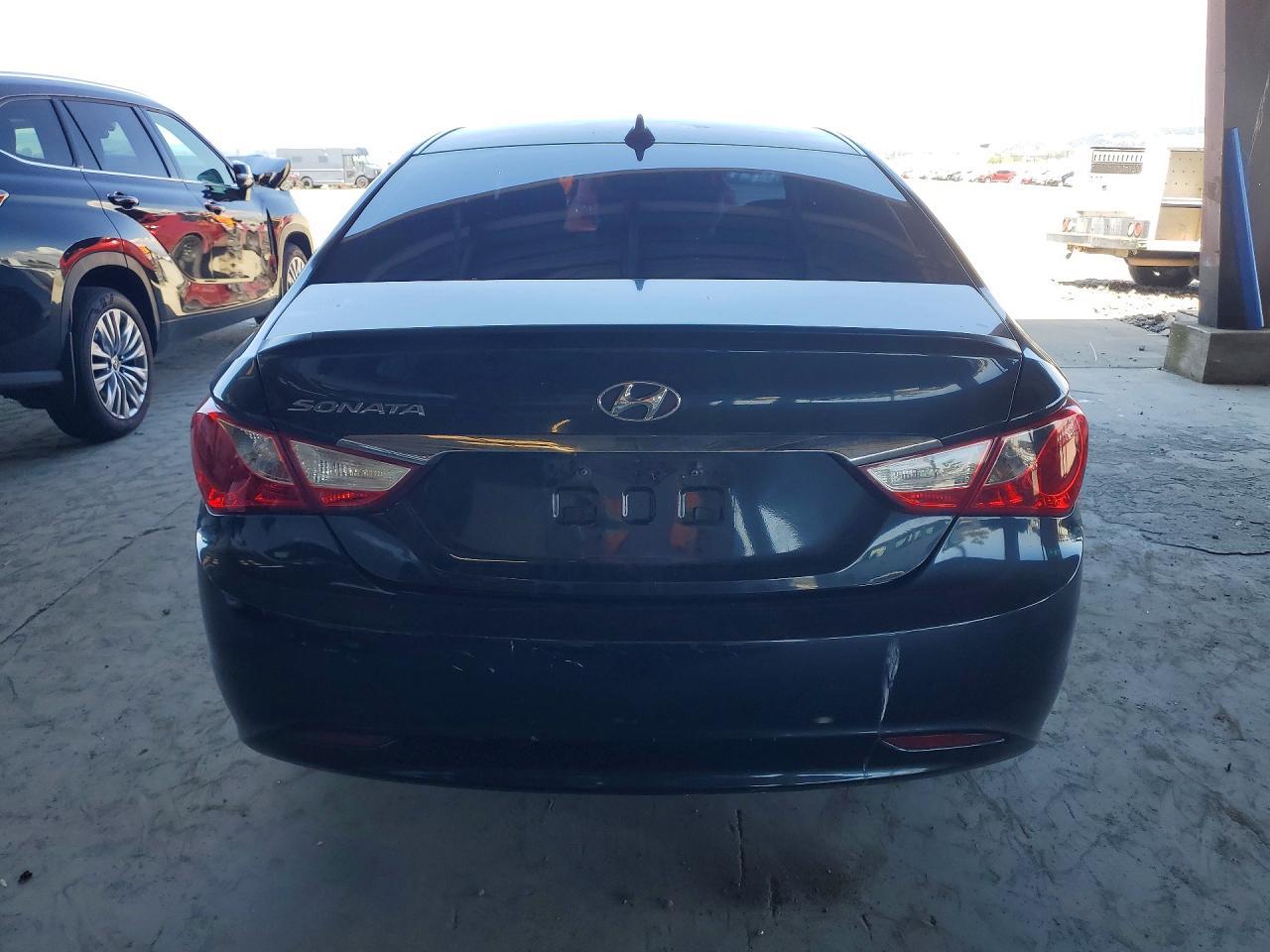 2013 HYUNDAI SONATA