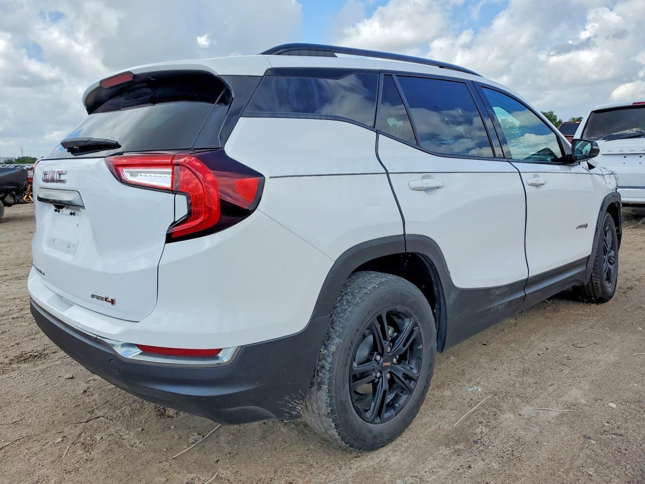 2022 GMC Terrain