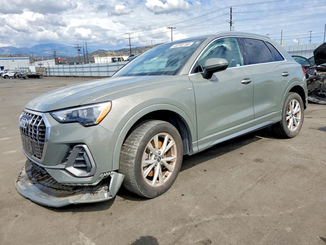 2022 AUDI Q3