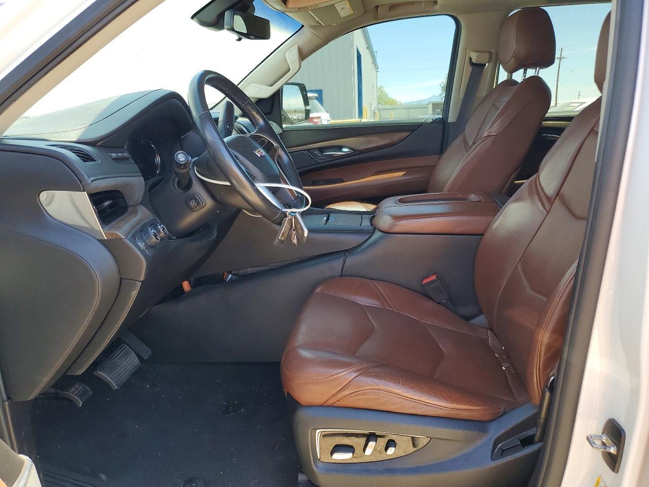 2017 CADILLAC ESCALADE