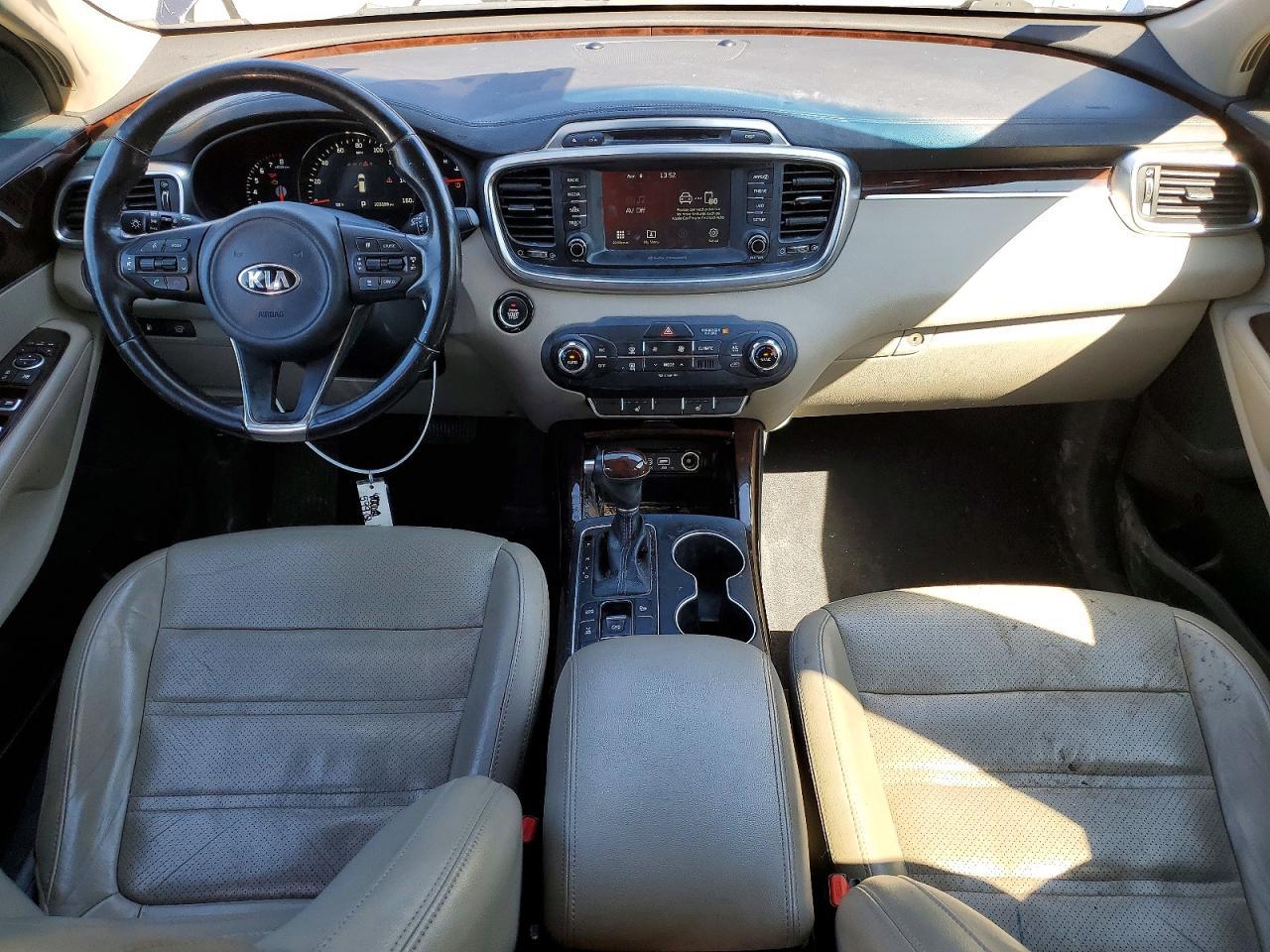 2017 KIA SORENTO