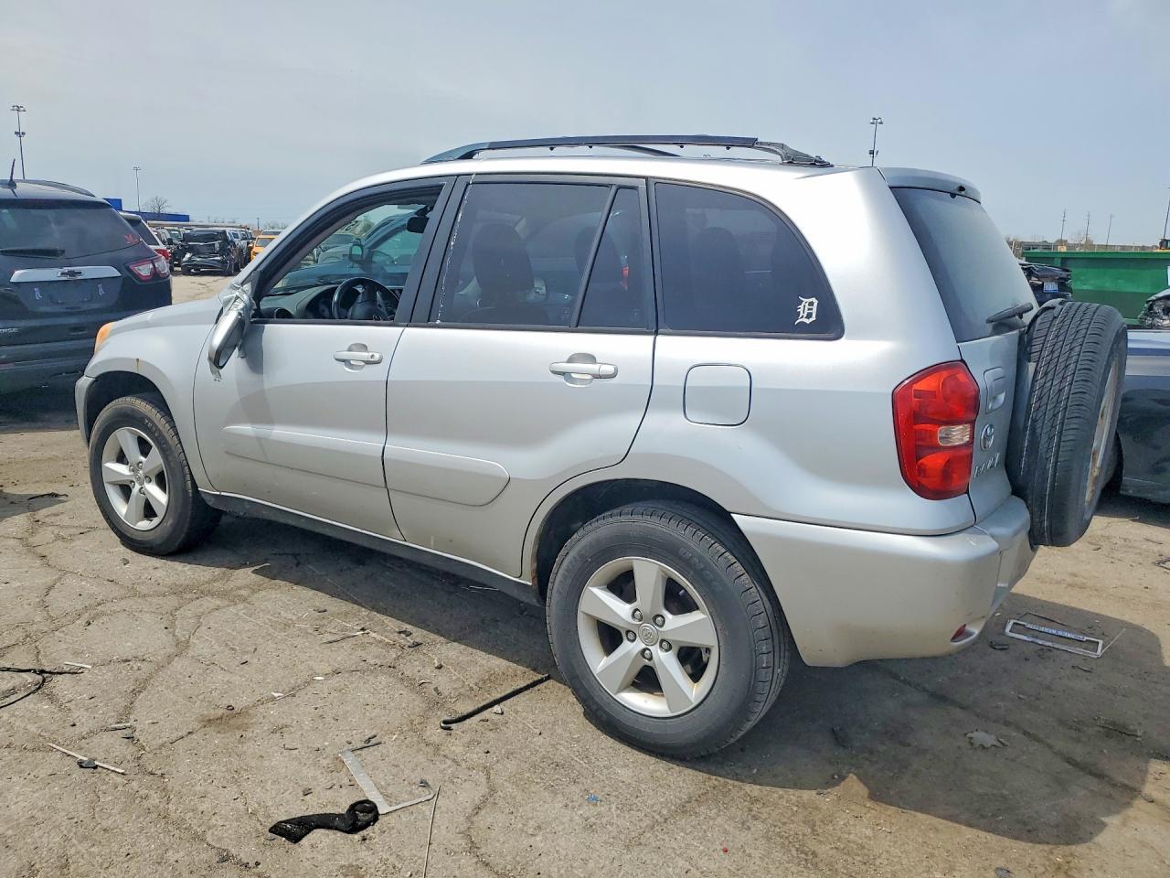2005 TOYOTA RAV4