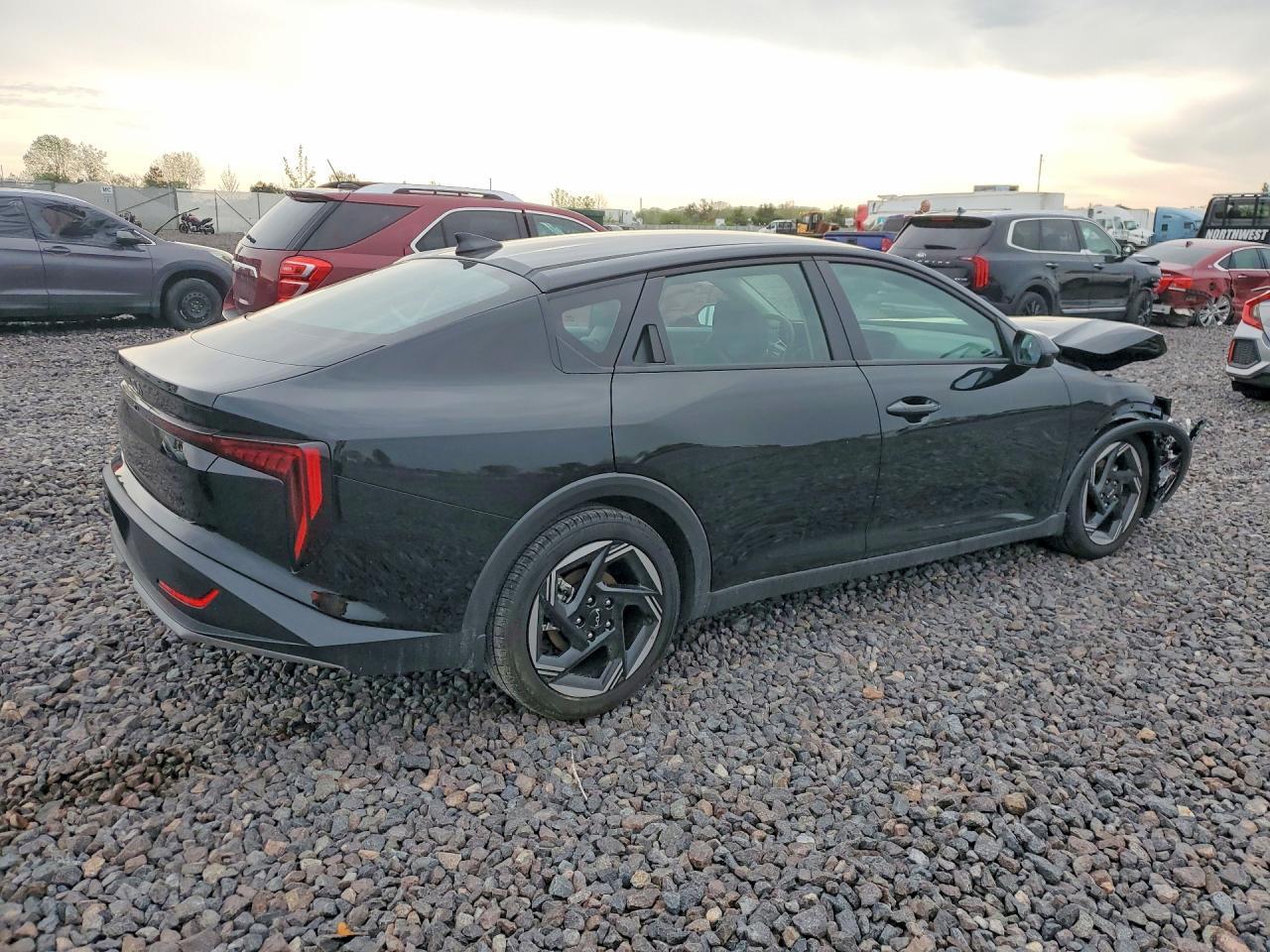 2025 KIA K4