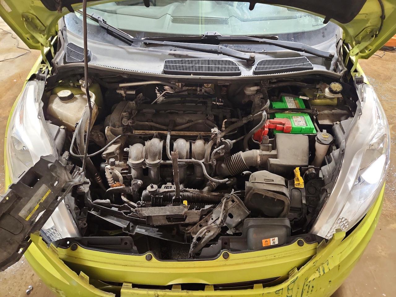 2012 FORD Fiesta