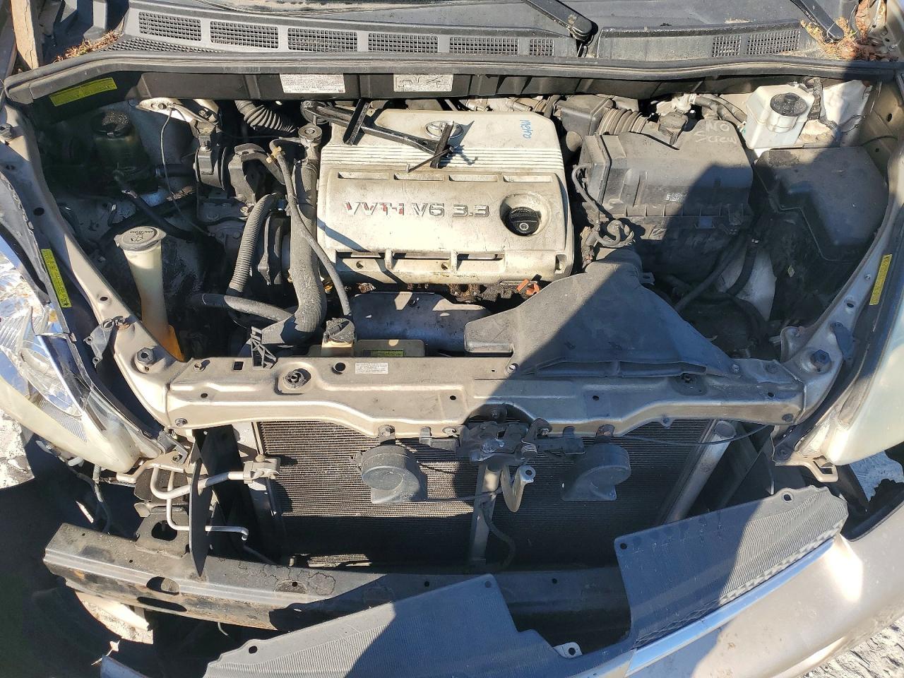 2005 TOYOTA SIENNA