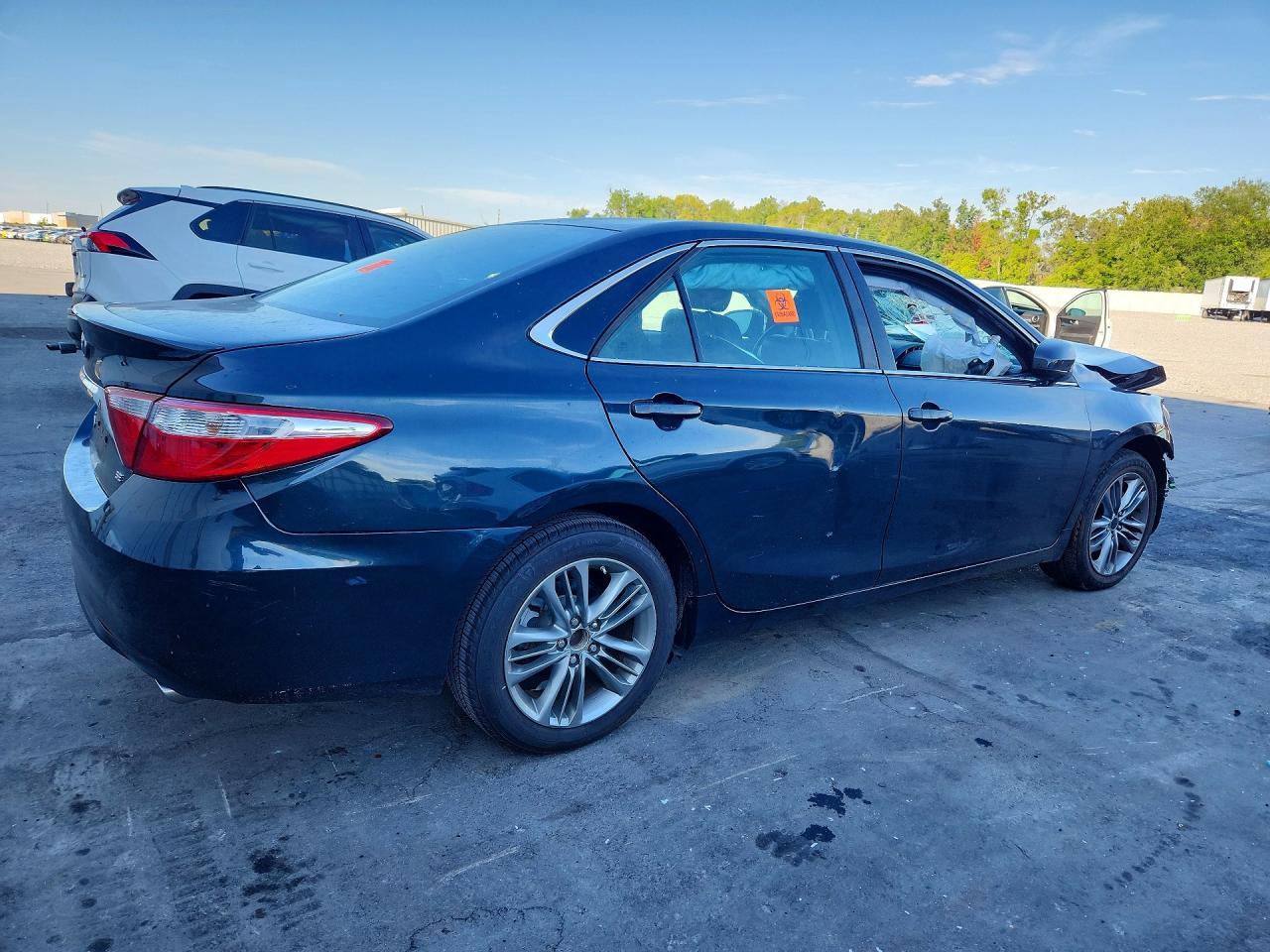 2017 TOYOTA CAMRY