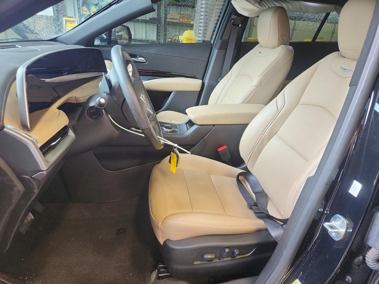 2024 CADILLAC XT4