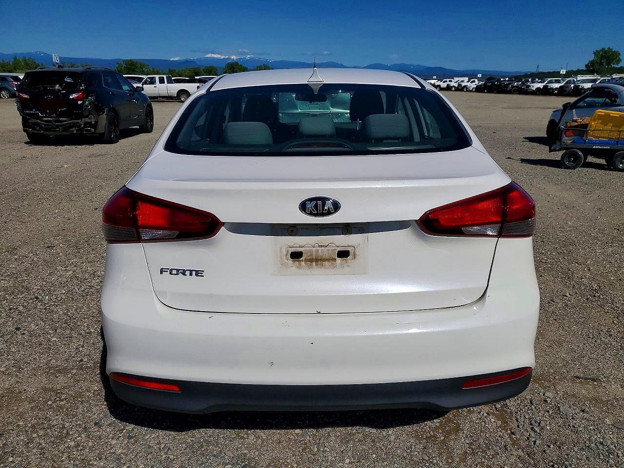 2017 KIA FORTE