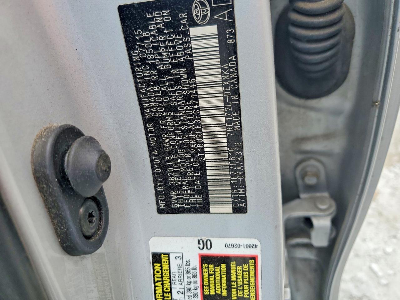 2015 TOYOTA COROLLA