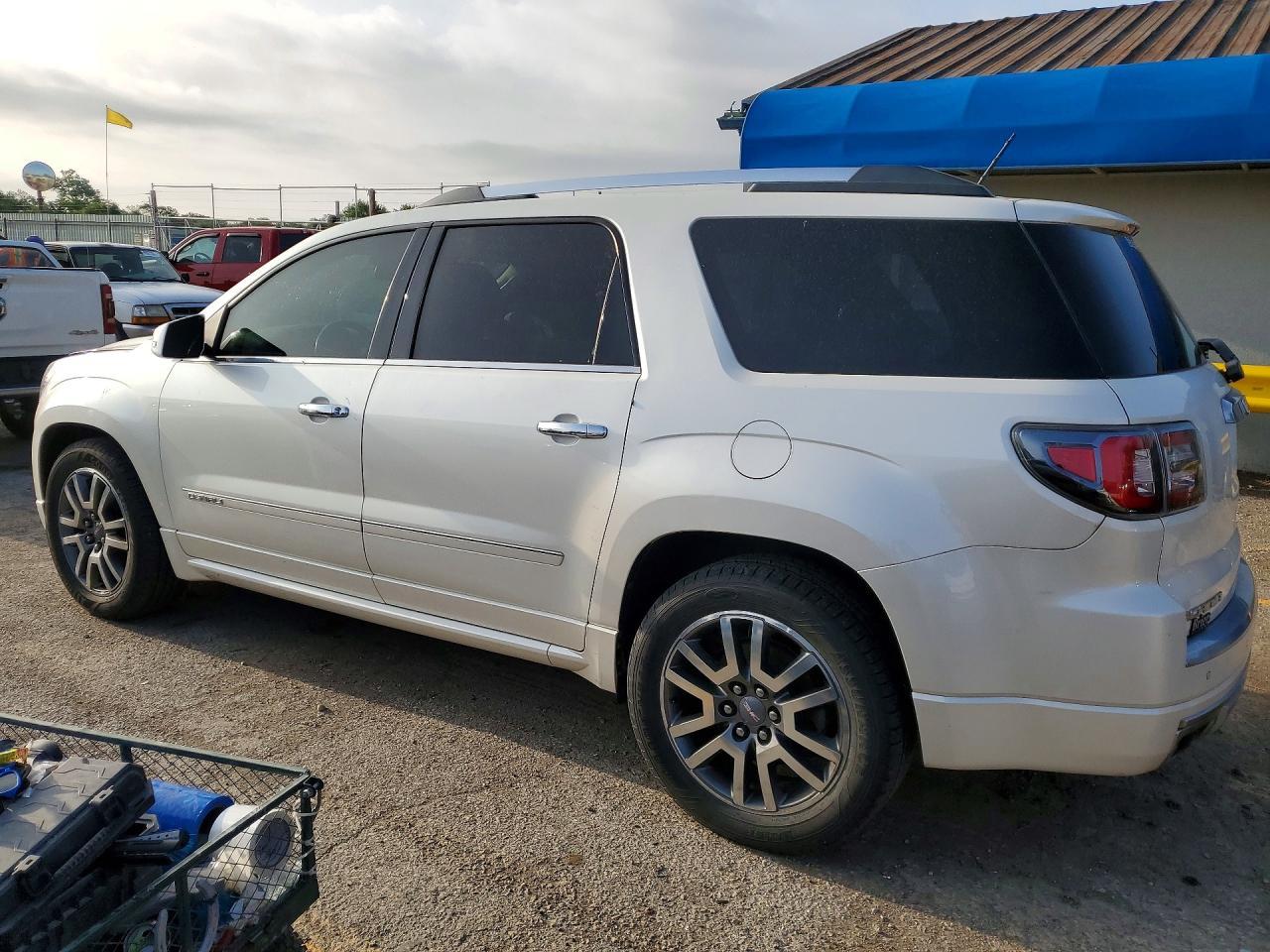 2013 GMC ACADIA