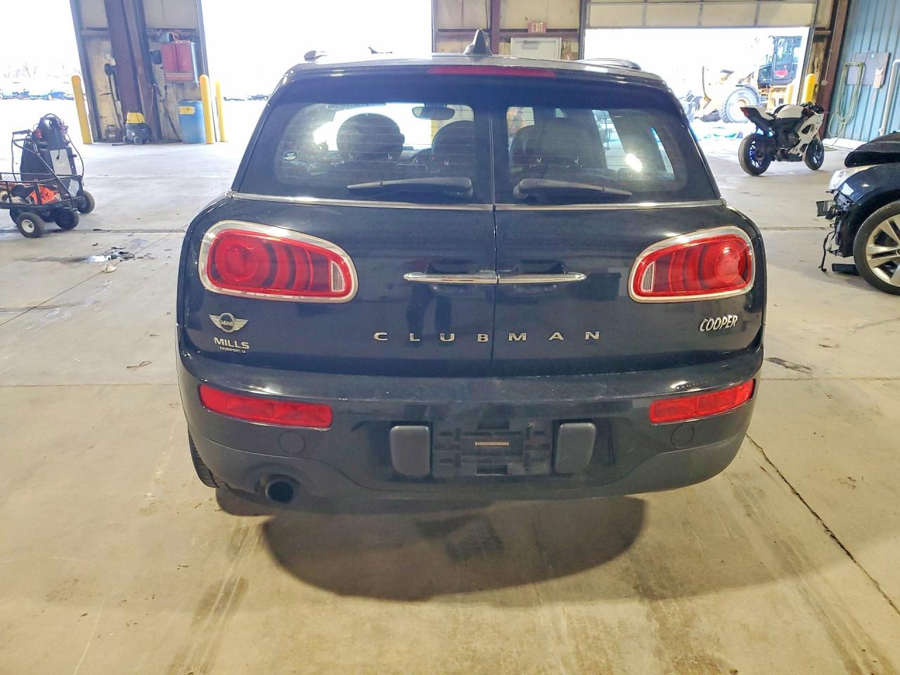 2016 MINI Cooper Clubman