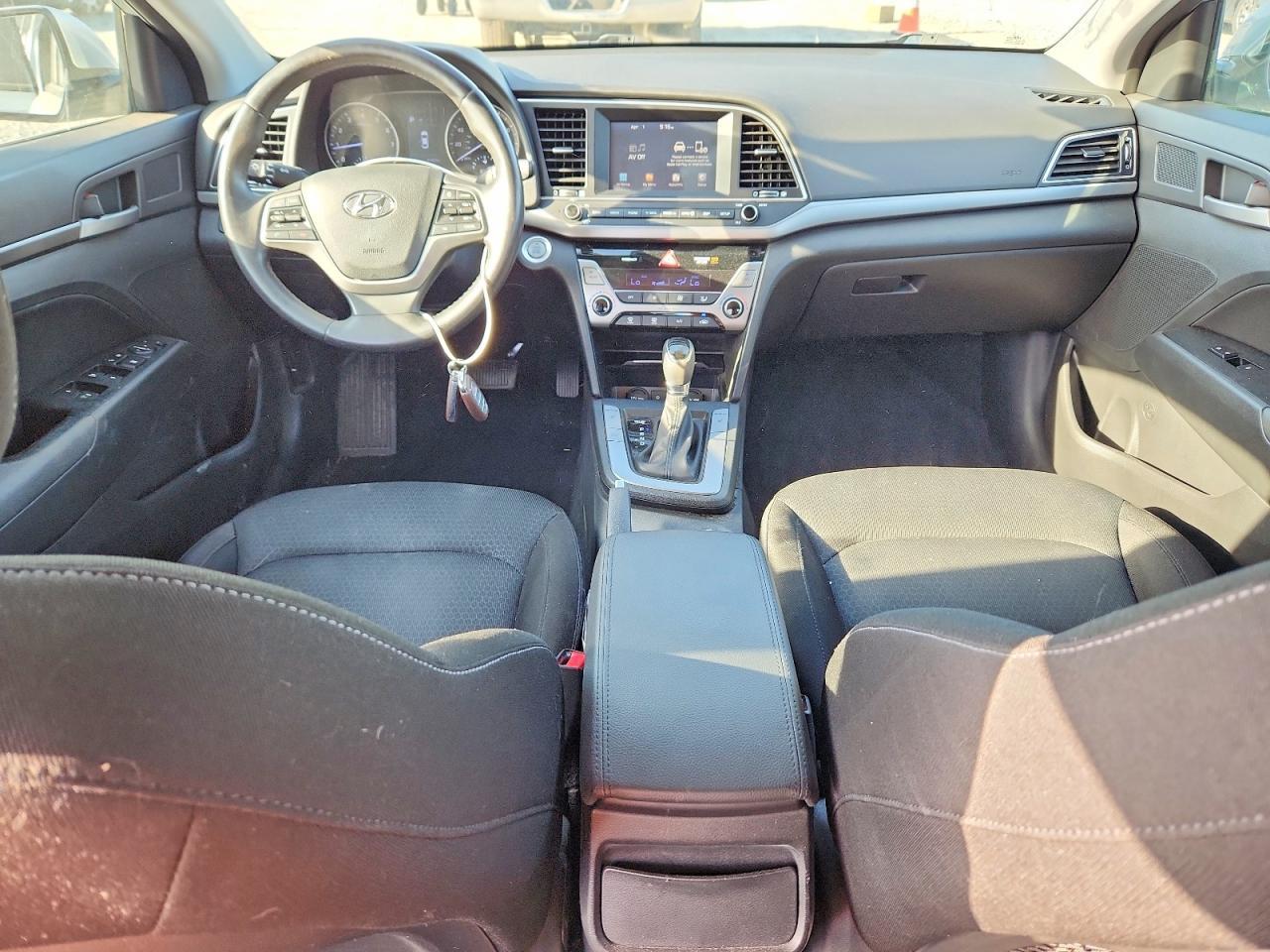 2017 HYUNDAI ELANTRA