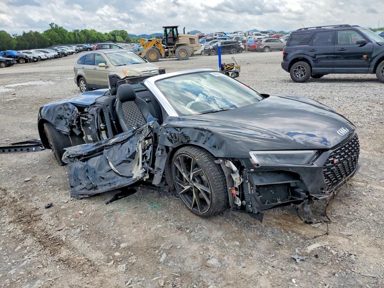 2021 AUDI R8