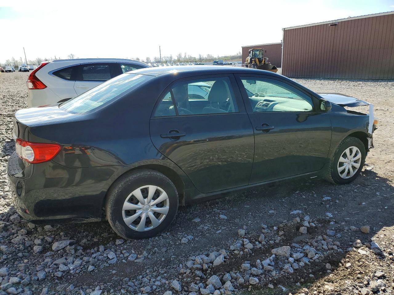 2013 TOYOTA COROLLA