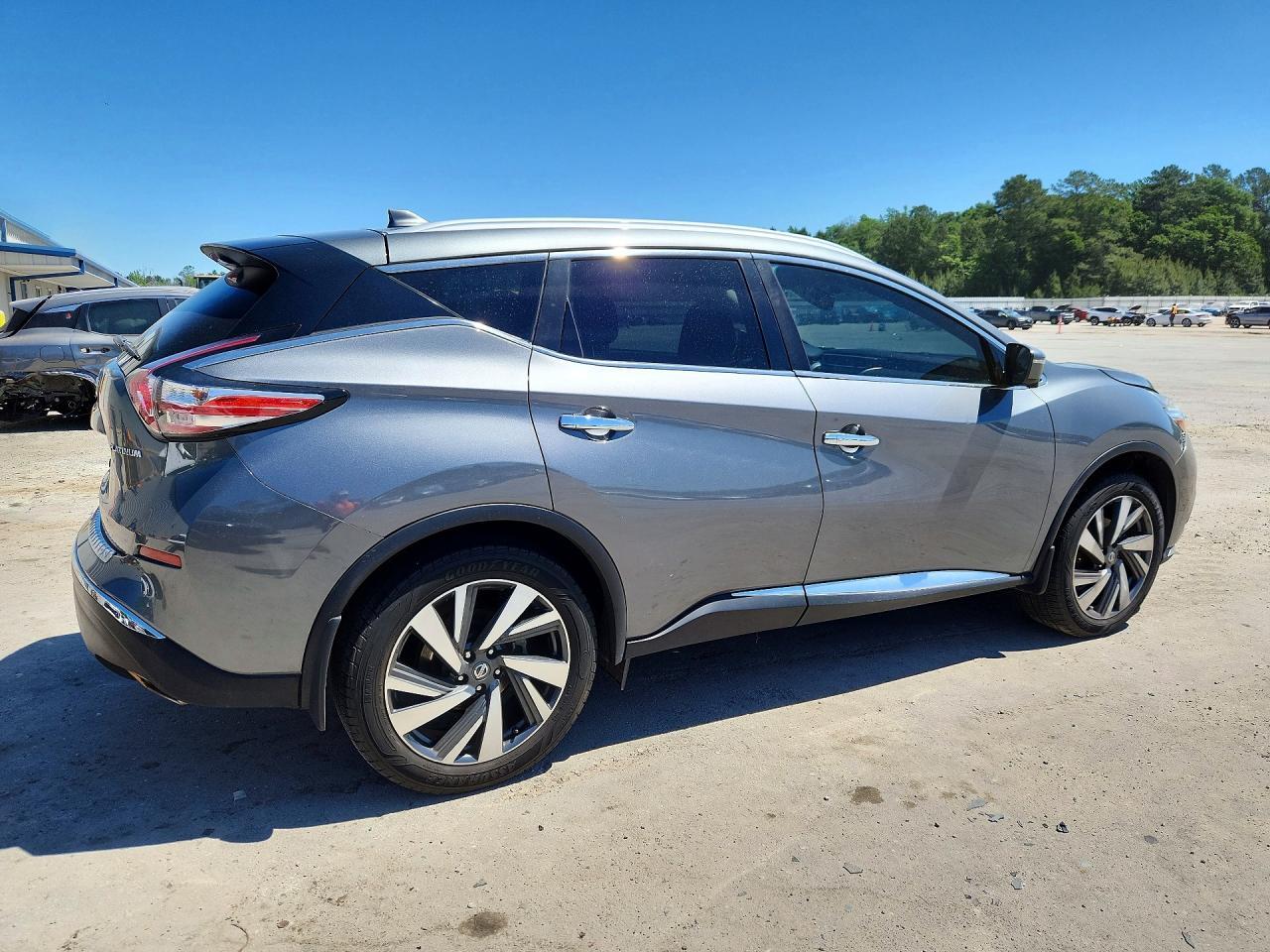 2017 NISSAN MURANO