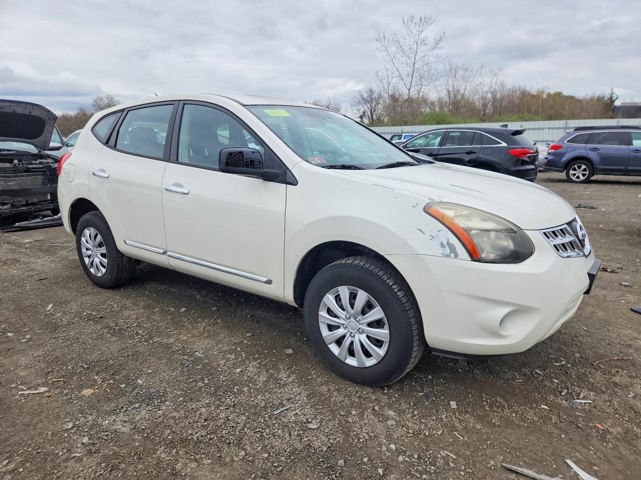 2015 NISSAN ROGUE