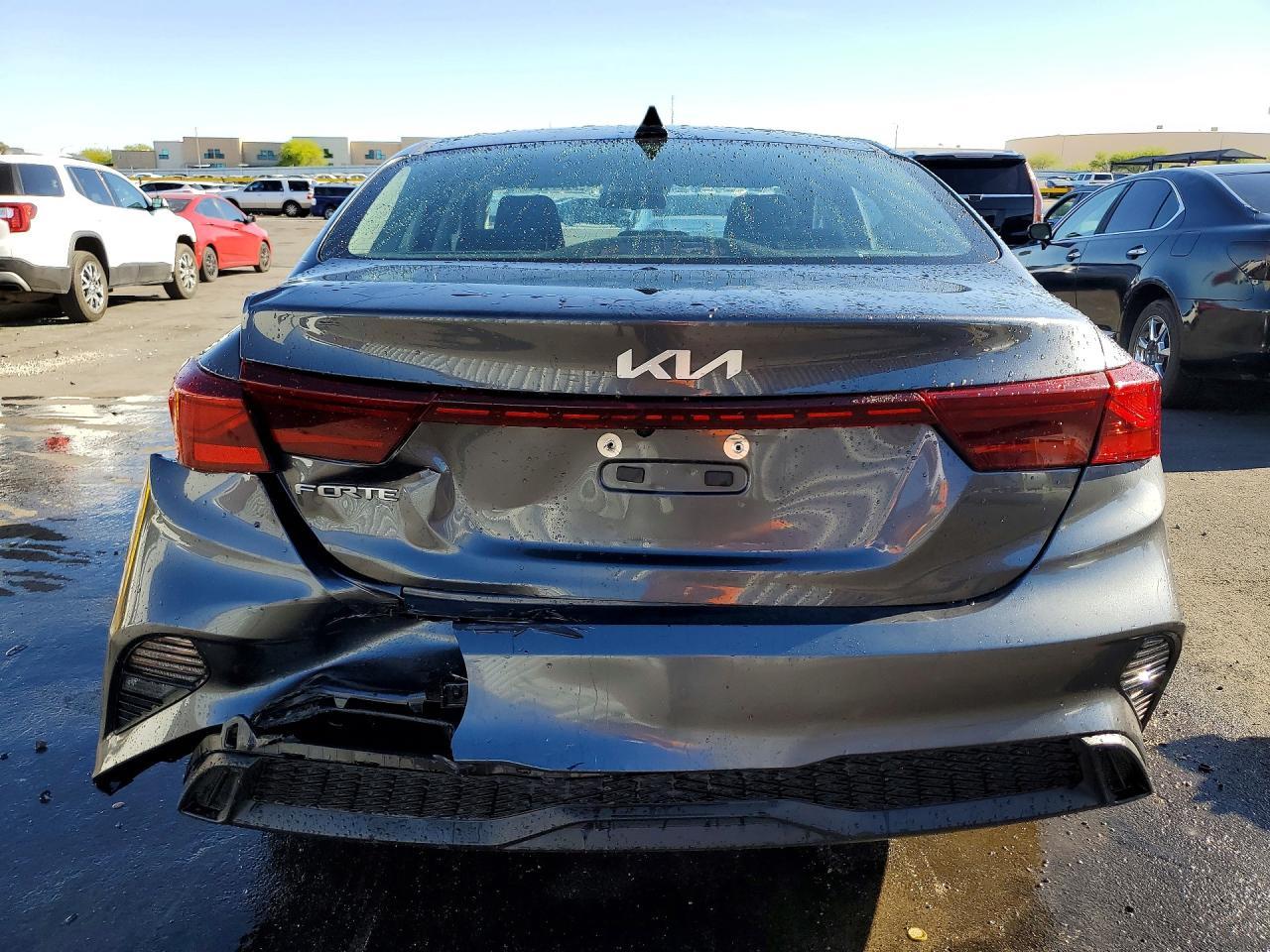 2023 KIA FORTE