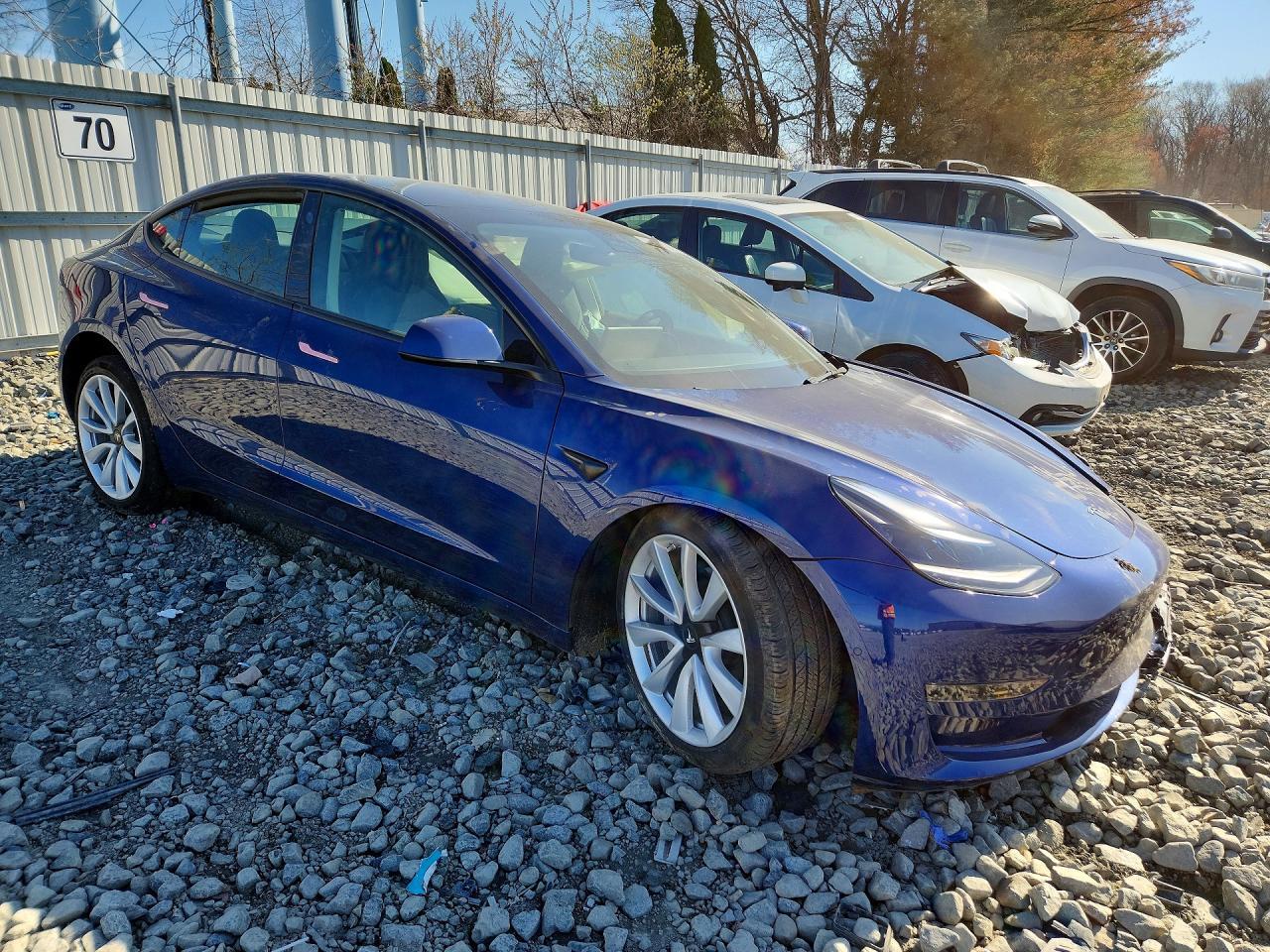 2022 TESLA MODEL 3