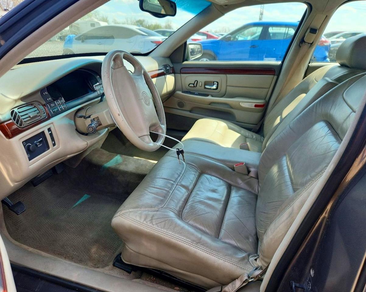 1999 CADILLAC Deville