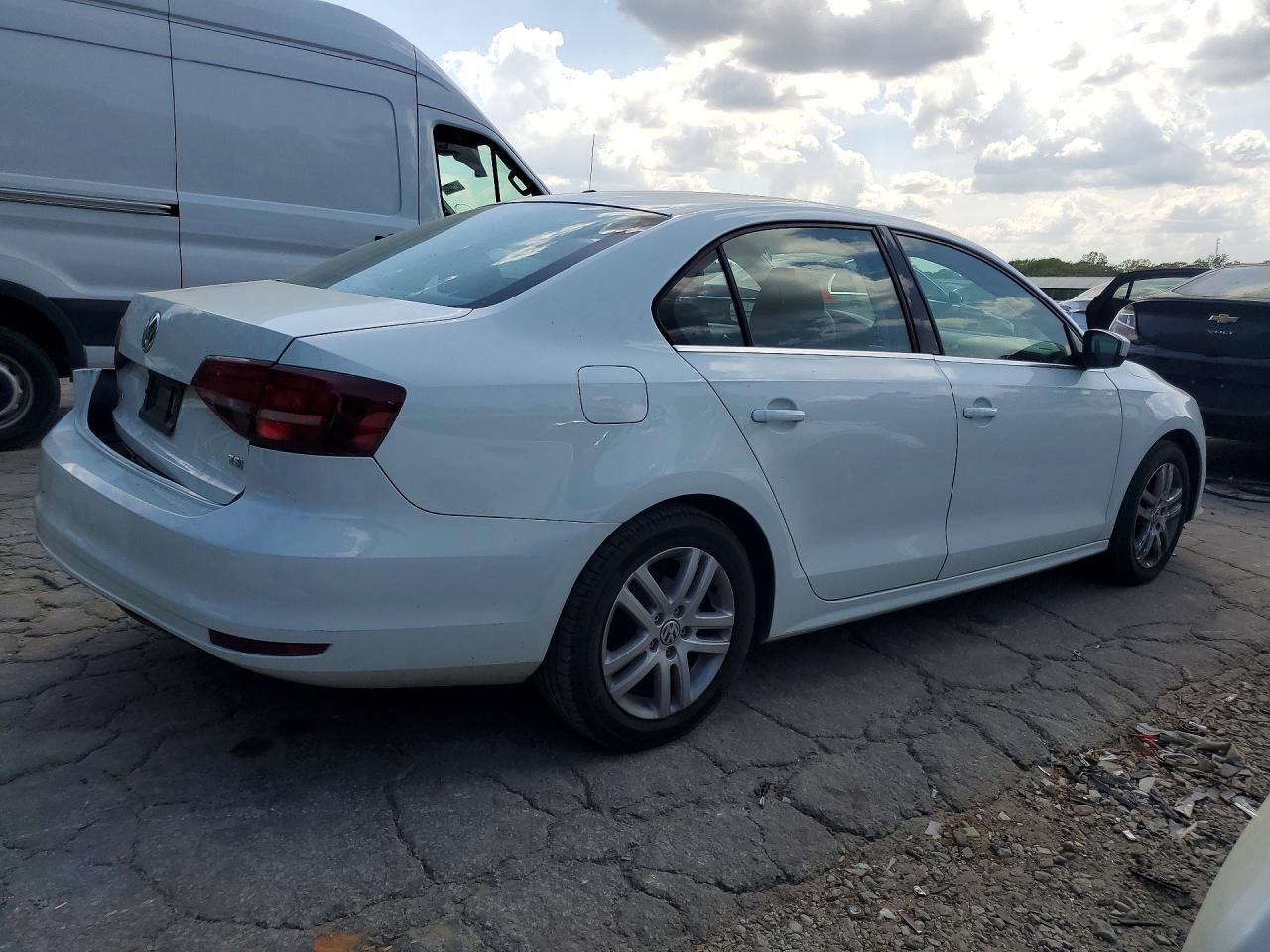 2017 VOLKSWAGEN JETTA