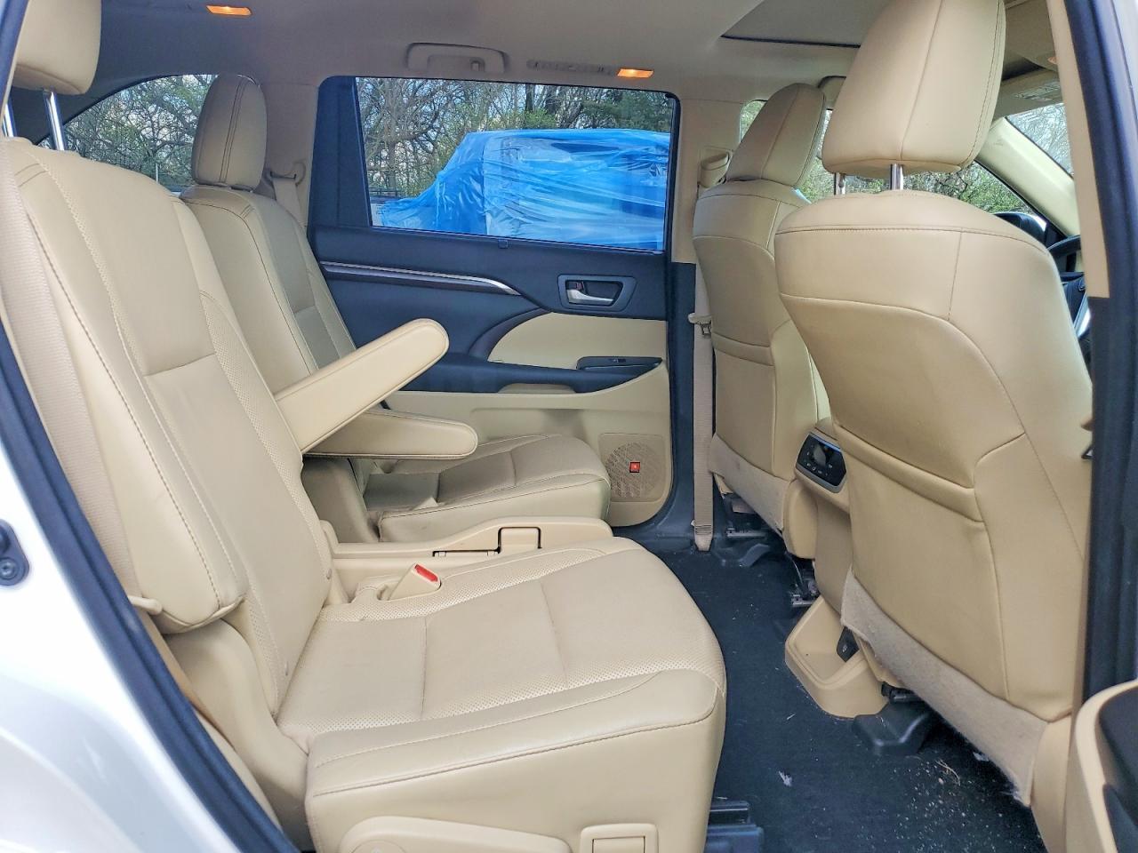 2015 TOYOTA HIGHLANDER
