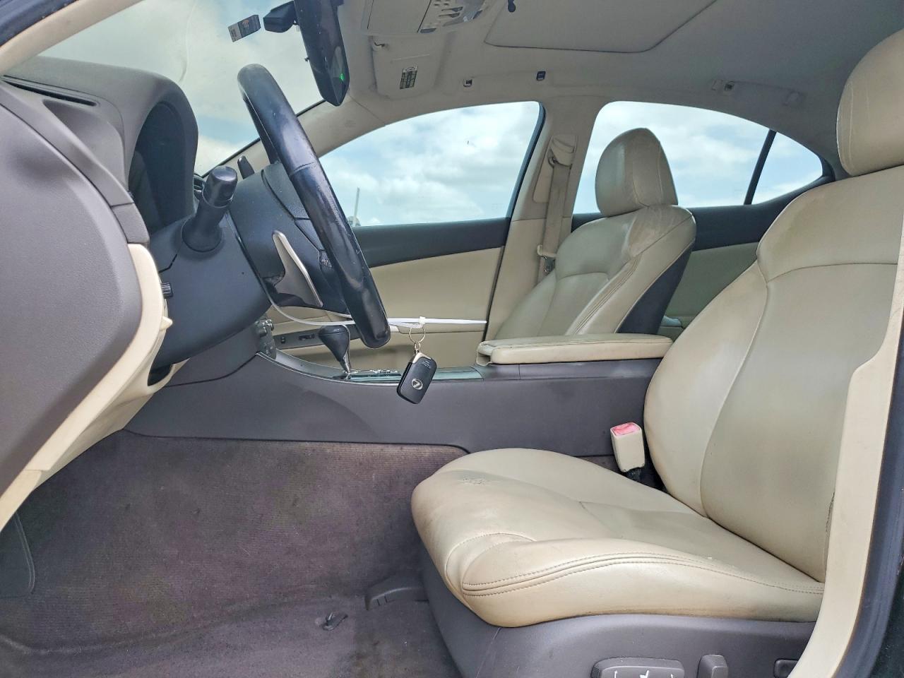 2009 LEXUS IS 250