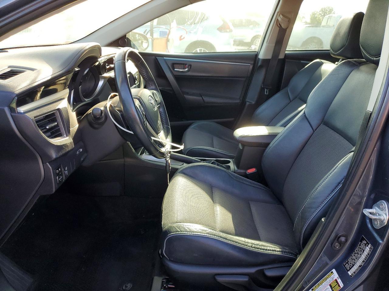 2015 TOYOTA COROLLA