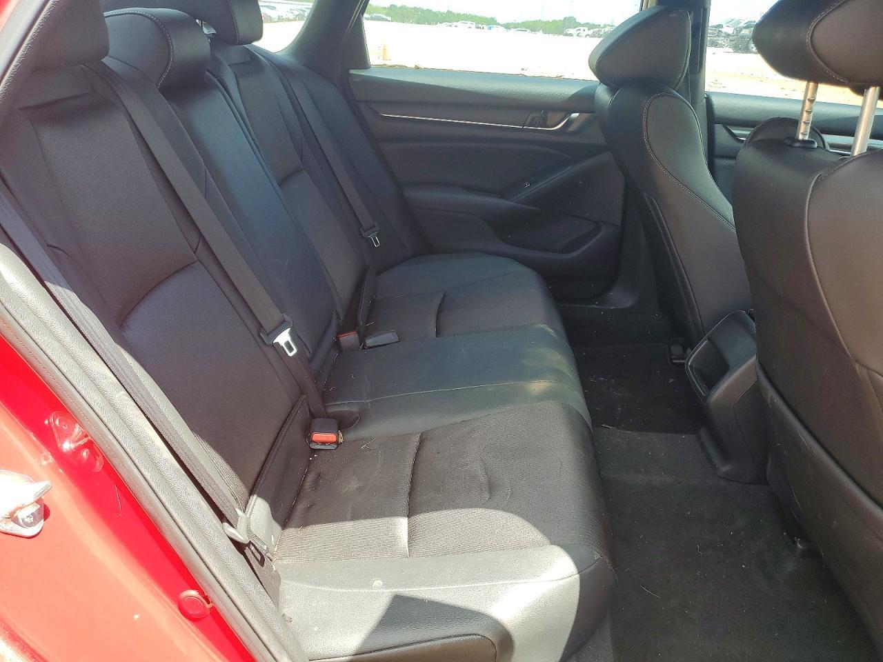 2019 HONDA ACCORD