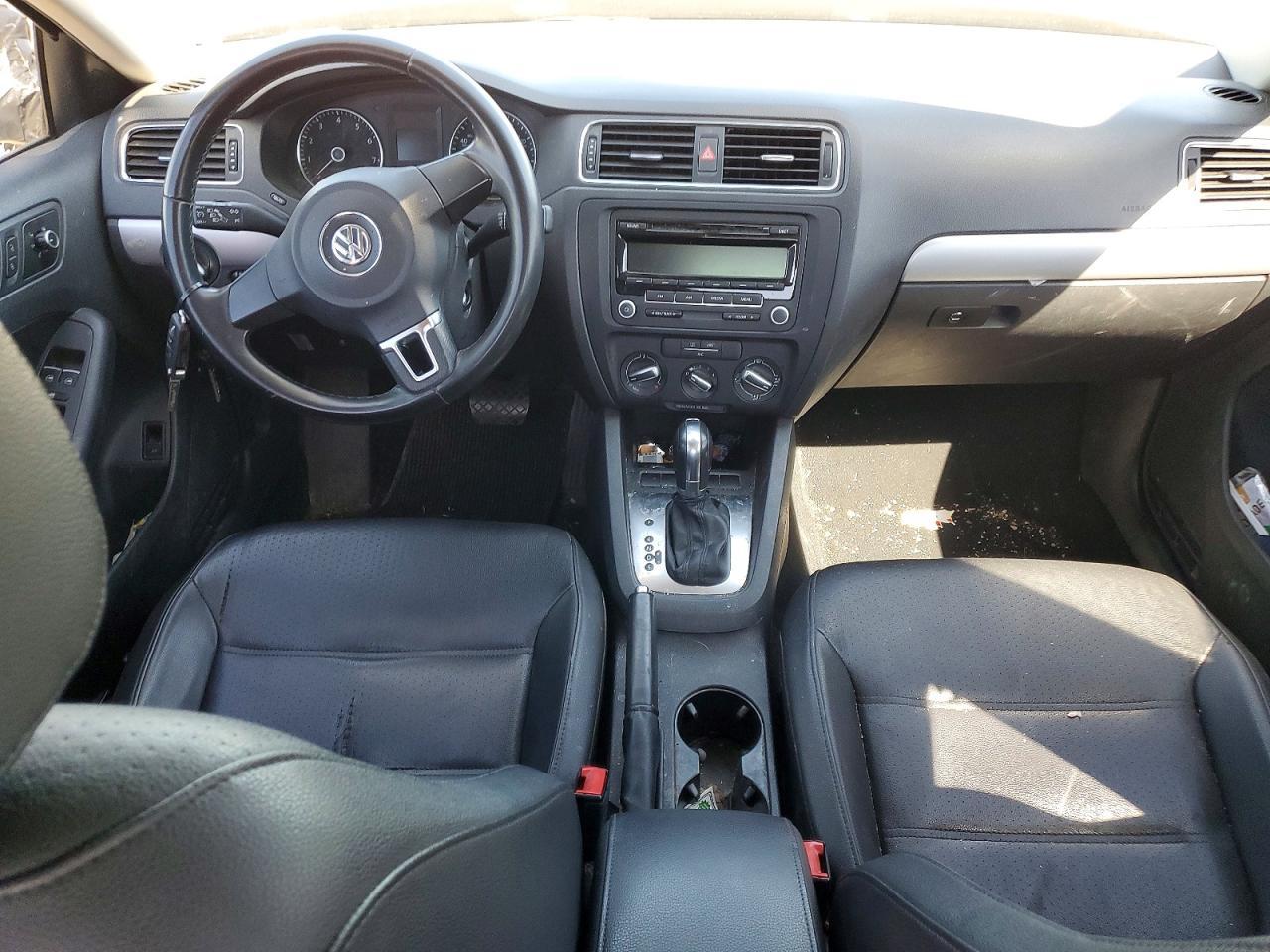 2013 VOLKSWAGEN JETTA